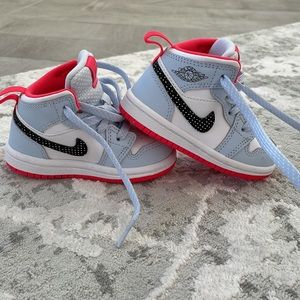 BN NIKE Baby/ Toddler Air Jordan 1 Midi TD Half Blue / Black & White 644507-400